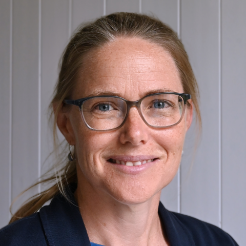 Karin Mathis Portrait