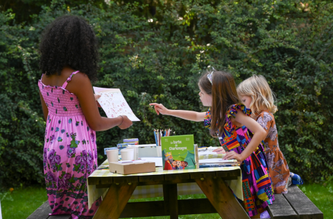 Die kleinen Gäste konnten am Sommerfest, ihrer Kreativität freien Lauf lassen.