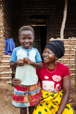 Chana & Albertina Alberto